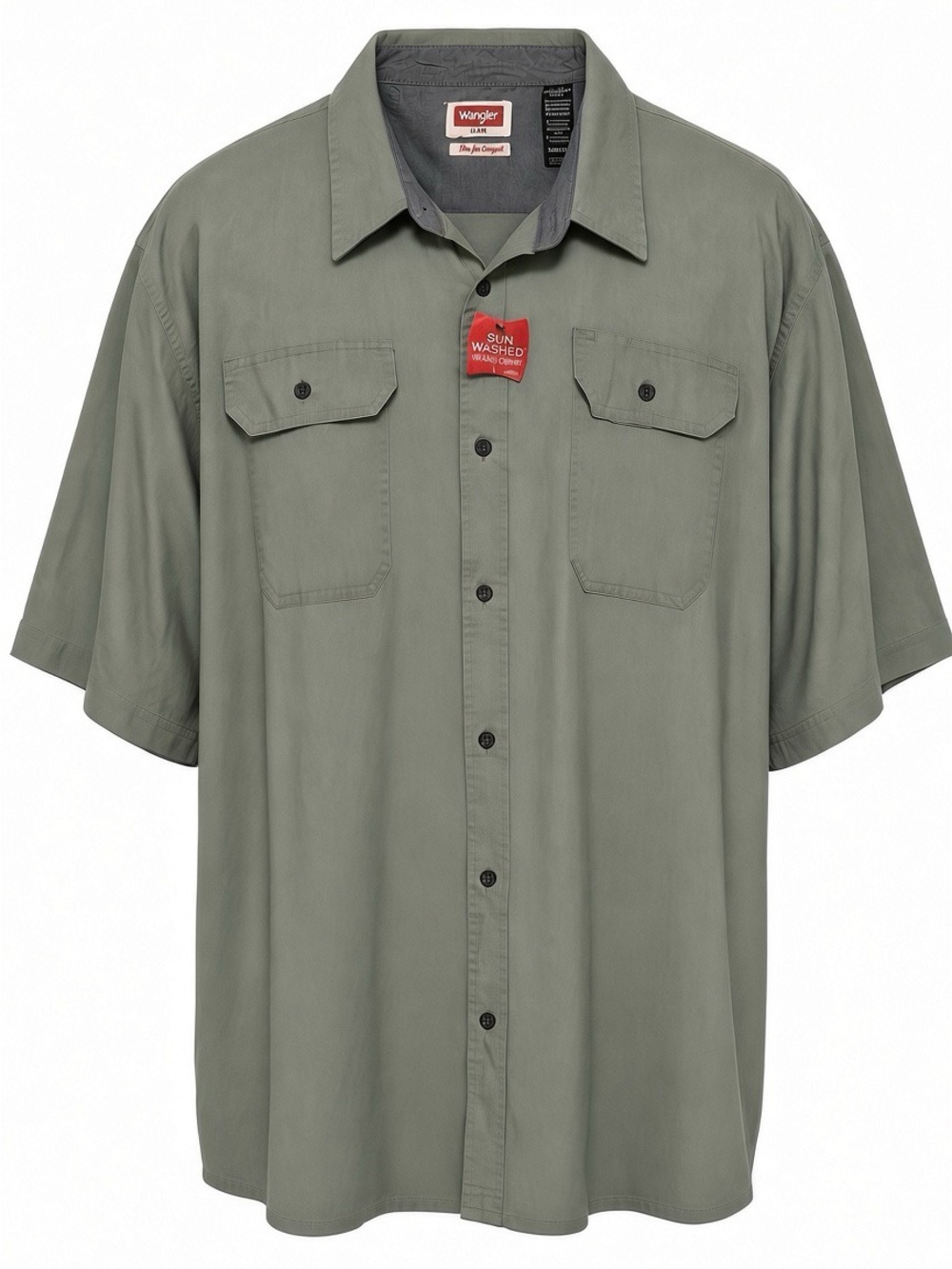 2018 Men’s Wrangler button down casual, short sleeve shirt. 3XL. NWT. Sun washed
